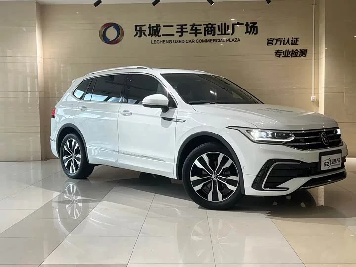 Volkswagen Tiguan L