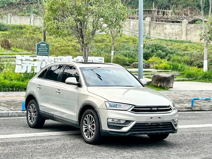 Zotye SR7