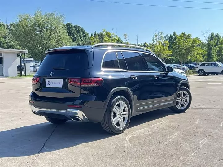 Mercedes-Benz GLB