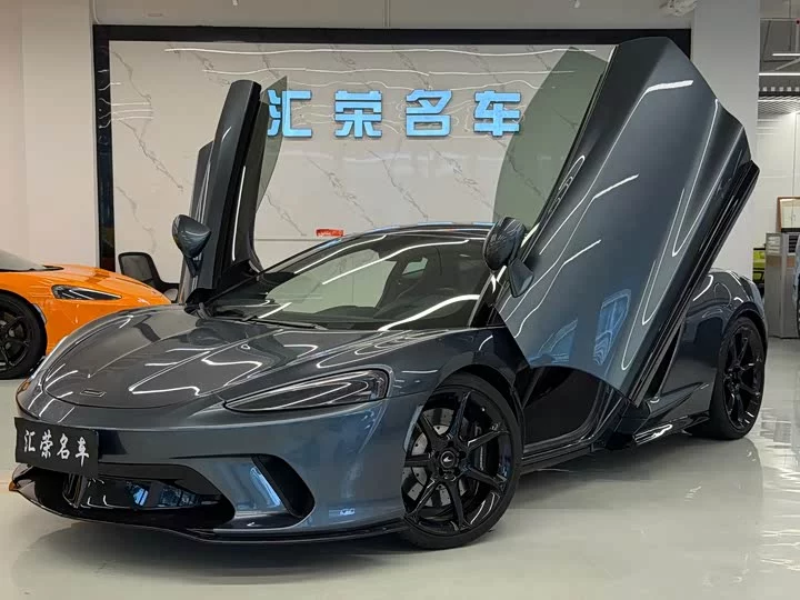 McLaren GT