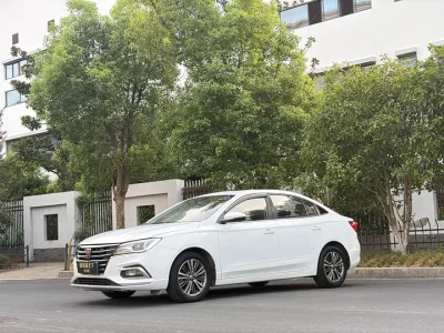 Roewe i5
