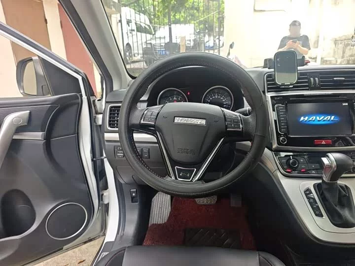 Haval M6