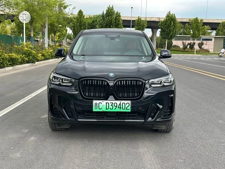 BMW iX3