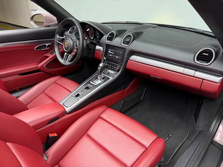 Porsche 718