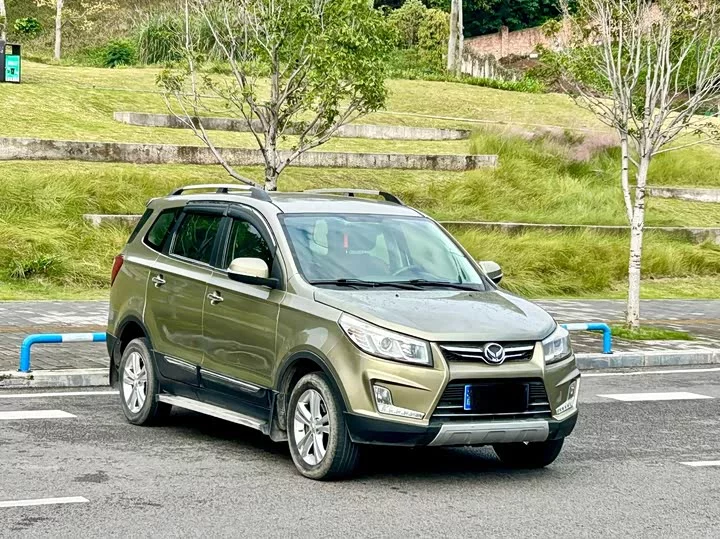 BAIC S3