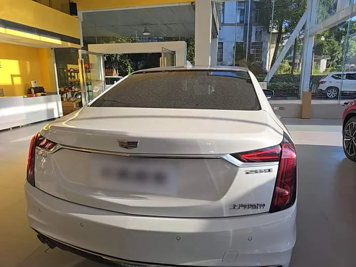 Cadillac CT6