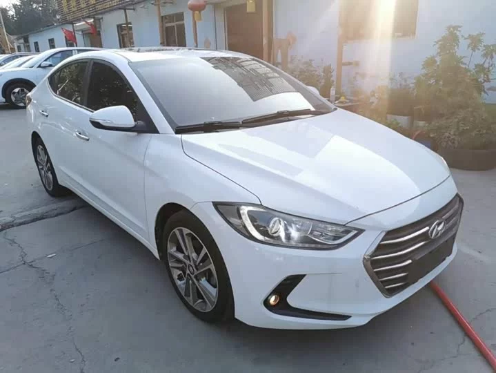 Hyundai lead