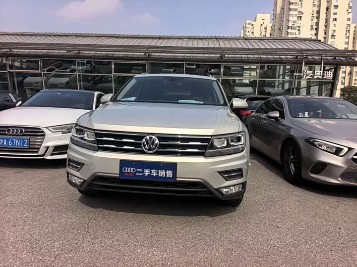 Volkswagen Tiguan L