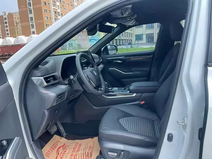Toyota Crown Kluger