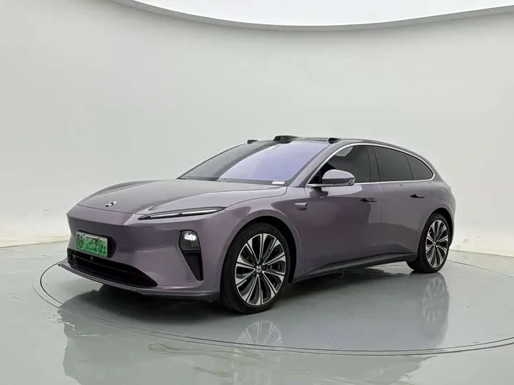NIO ET5T
