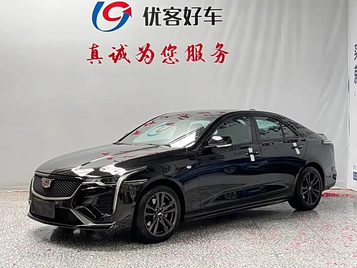 Cadillac CT4