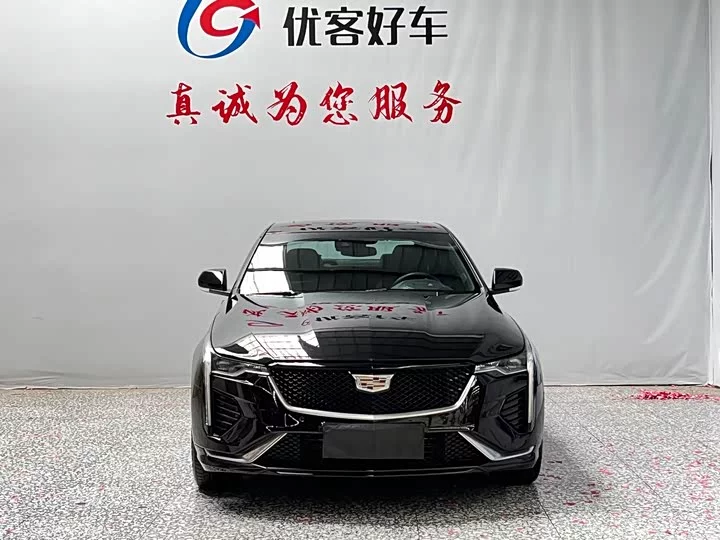 Cadillac CT4