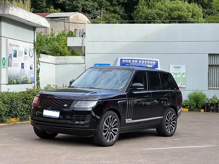 Land Rover range rover