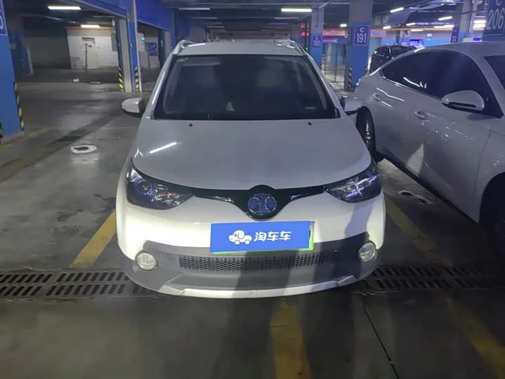 BAIC EC