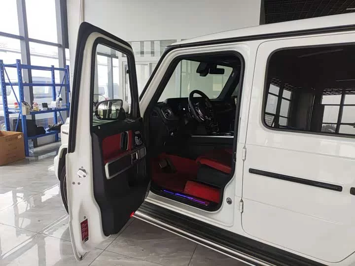 Mercedes-Benz G-rated