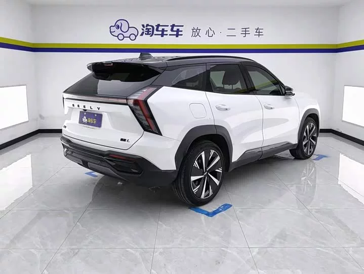 Geely Boyue L