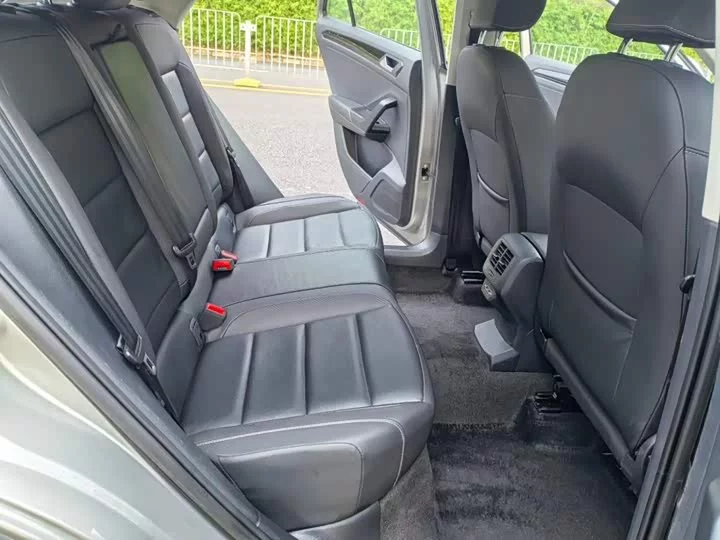 Volkswagen T-ROC Tange