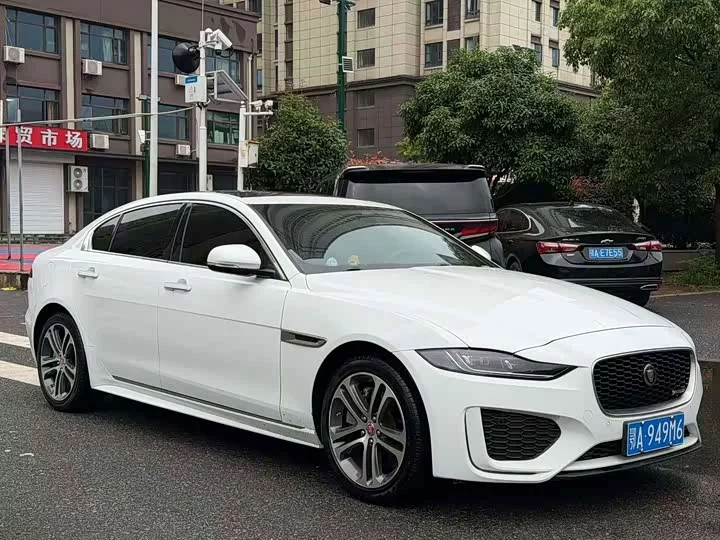 Jaguar XEL