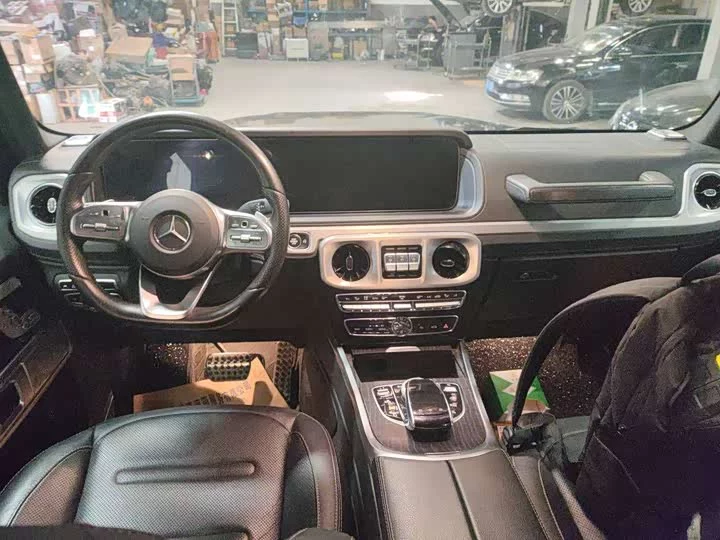 Mercedes-Benz G-rated