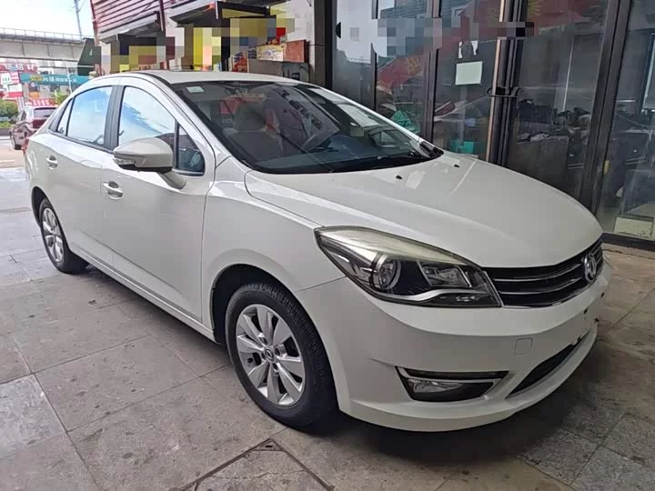 Dongfeng L60