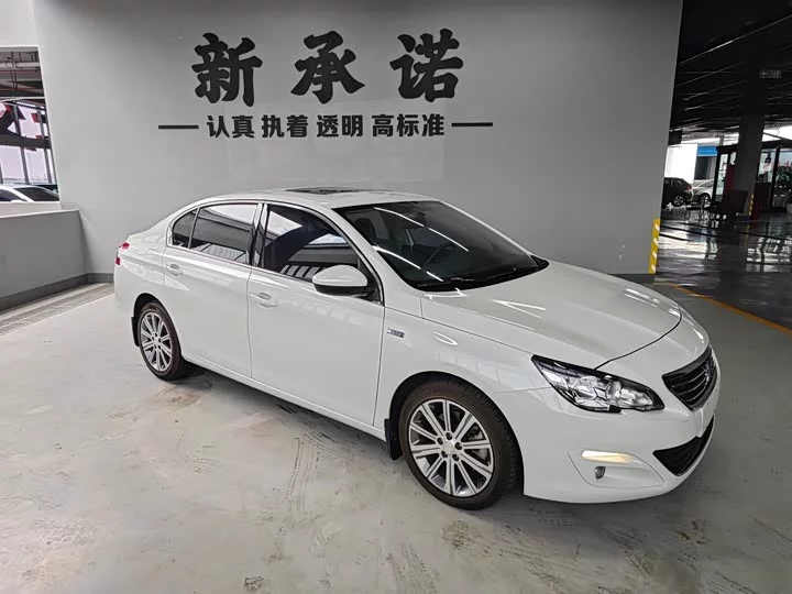 Peugeot 408