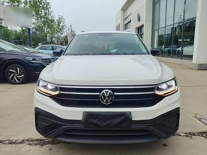 Volkswagen Tiguan L