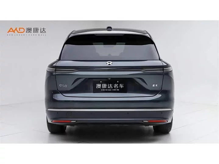 NIO ES8
