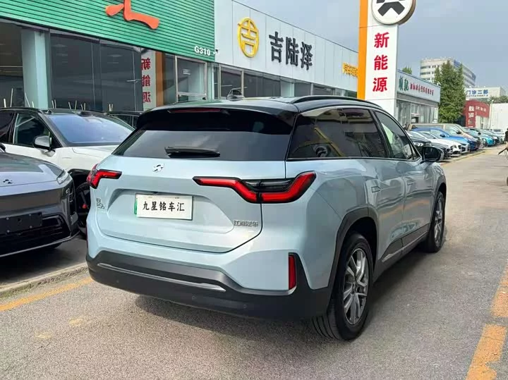 NIO ES6