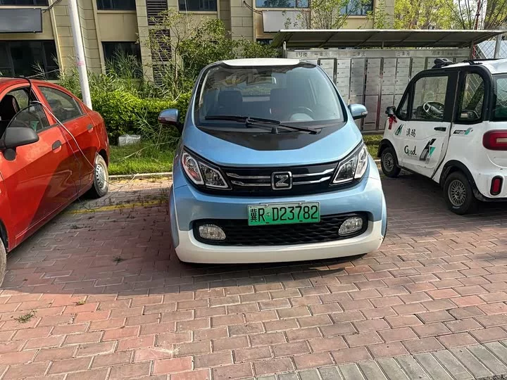 Zotye E200