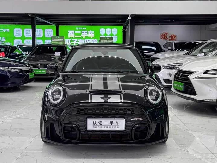 MINI 