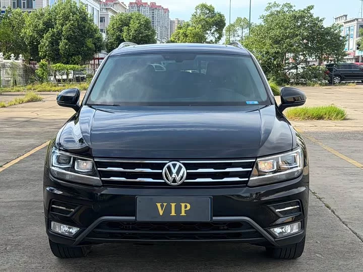 Volkswagen Tiguan L