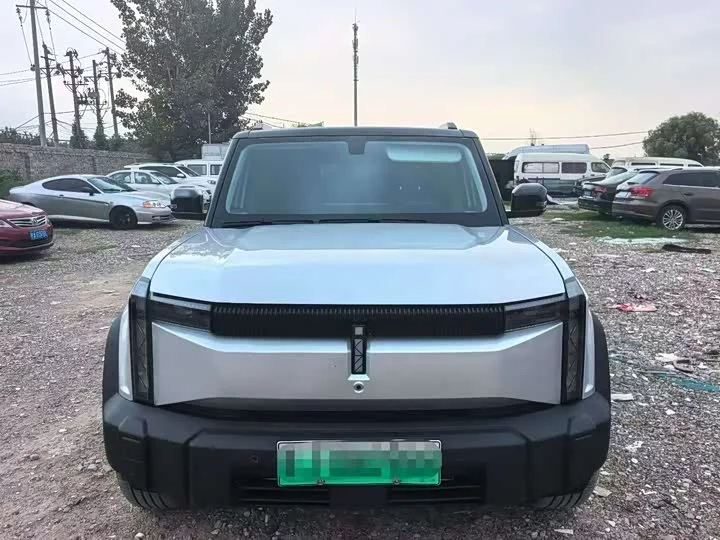 iCAR 03