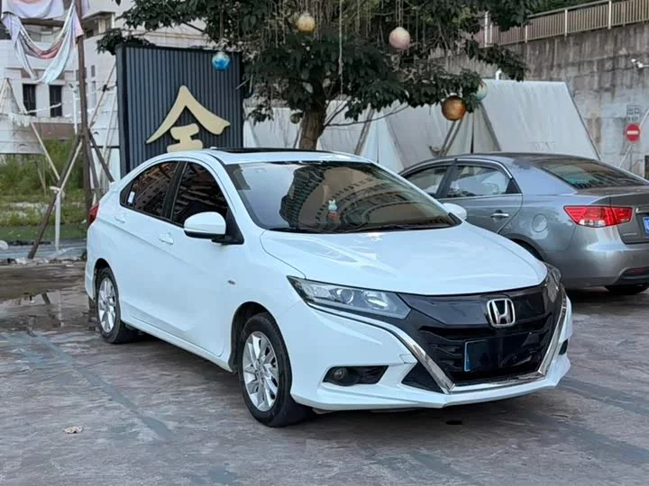 Honda Gienia