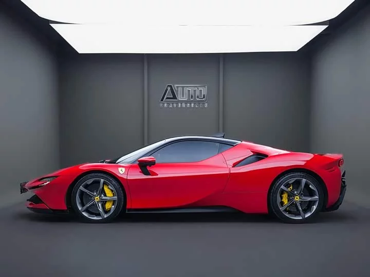 ferrari SF90