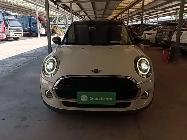 MINI 