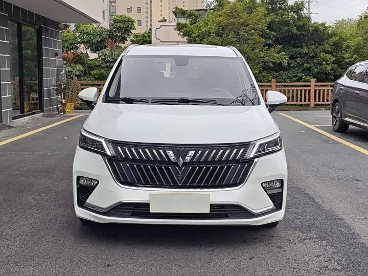 Wuling Jiachen
