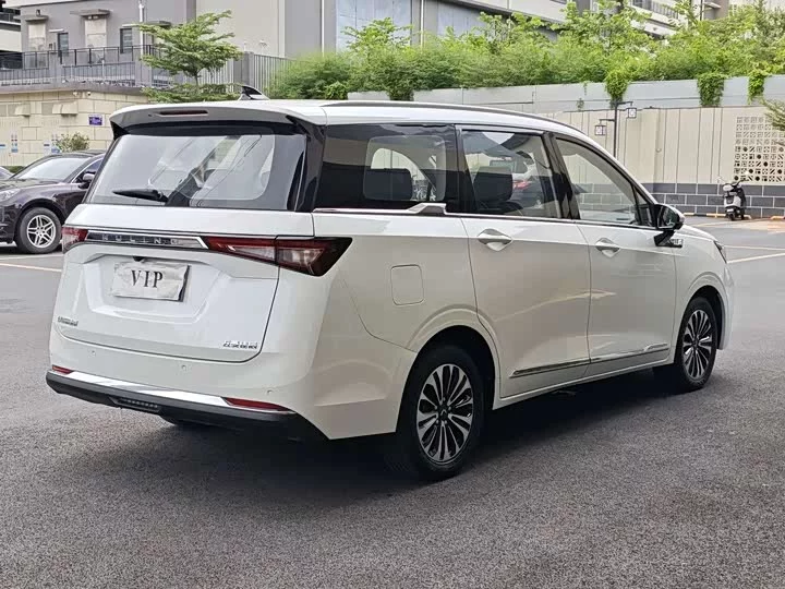 Wuling Jiachen