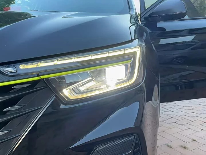 Roewe RX5
