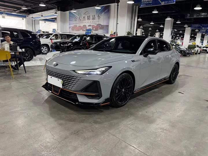 Changan UNI-V