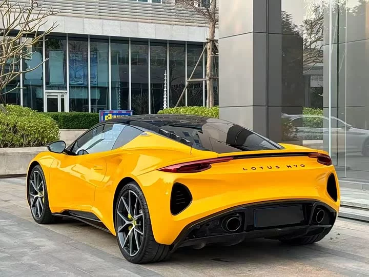 Lotus EMIRA