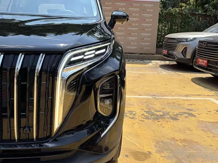 Hongqi HS7 PHEV
