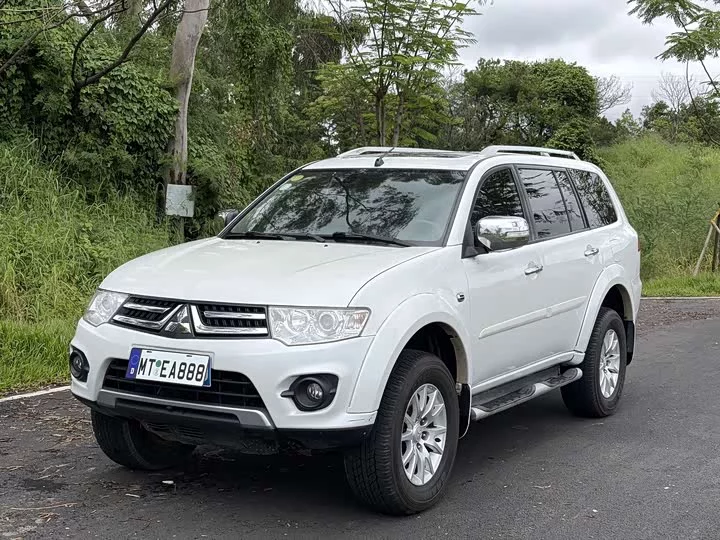 Mitsubishi Pajero Jinchang