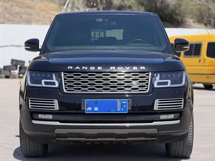 Land Rover range rover