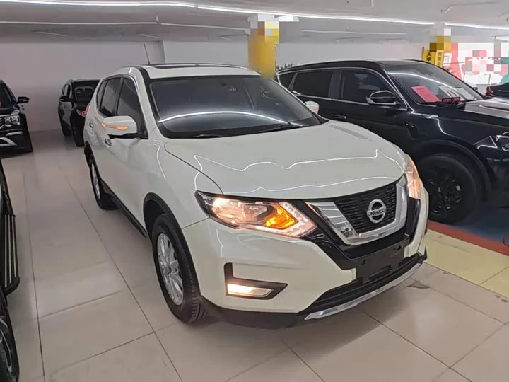 Nissan Qijun