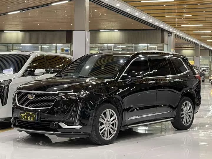 Cadillac XT6