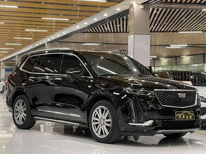 Cadillac XT6