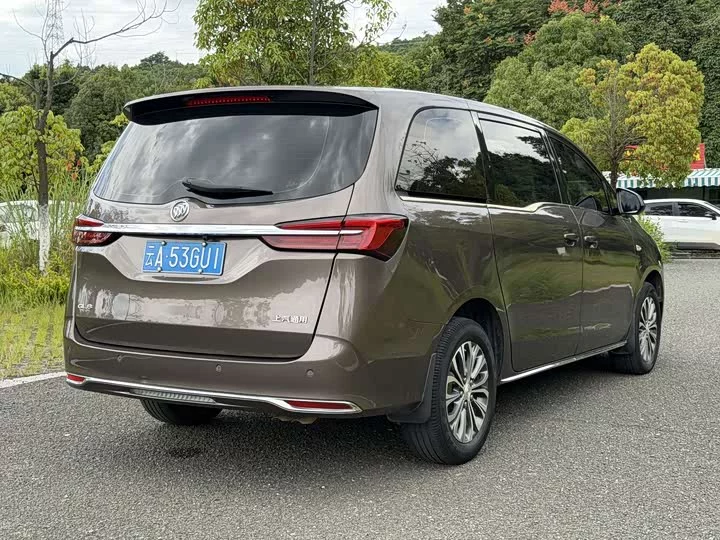 Buick GL8