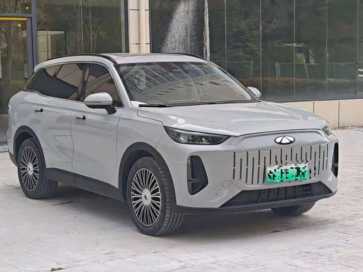 Chery Fengyun T9