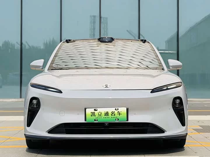 NIO ET5T