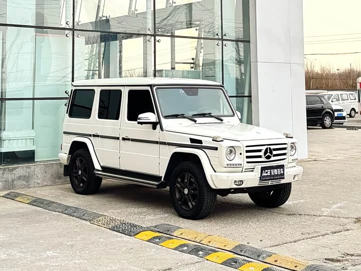 Mercedes-Benz G-rated